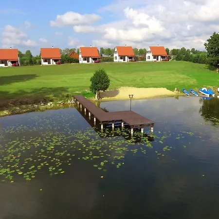 Hébergement de vacances Mazuriana - Wypoczynkowe Nad Jeziorem *